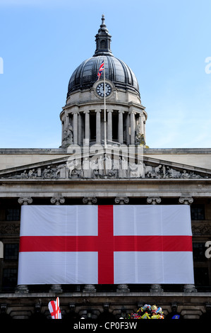 St.George's Day Parade Nottingham England.Nottingham Casa consiglio.(town hall). Foto Stock