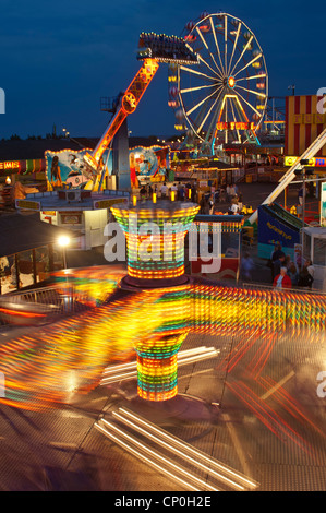 Skegness Pleasure Beach di notte. Lincolnshire. Inghilterra, Regno Unito Foto Stock