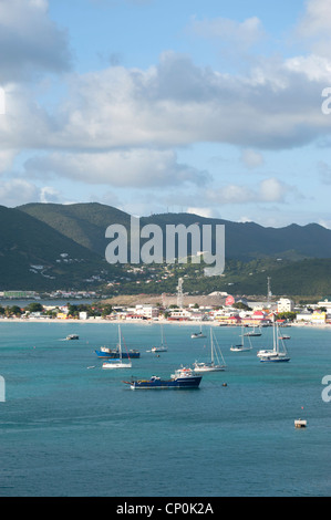 Si affaccia su una grande baia, Philipsburg, Sint Maarten, Indie occidentali Foto Stock