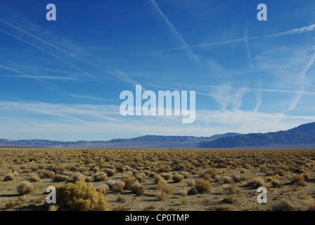 Deserto e catene montuose, Nevada Foto Stock