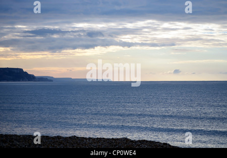 Inizia un nuovo giorno oltre la Baia di Weymouth Foto Stock