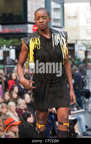 Alternative Fashion Week a Spitalfields Traders Market, moda da Jar e marmellata Foto Stock