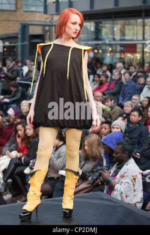 Alternative Fashion Week a Spitalfields Traders Market, moda da Jar e marmellata Foto Stock