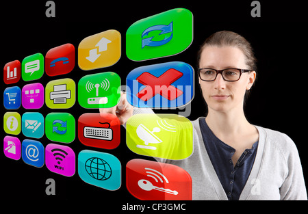 Immagine simbolica, icona, il lavoro virtuale funziona. Icone di controllo virtuale computer, comunicazioni Internet, software, programmi. Foto Stock