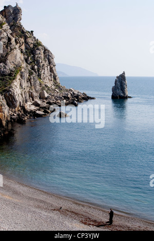 Ucraina - Crimea - Alupka, nei pressi di Yalta. Ai-Todor capo sul Mar Nero Cliff Aurora Foto Stock