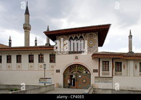 Ucraina - Crimea - Bakhchisarary. Khan's Palace. La moschea del Gran Khan (costruito nel 1532 sotto Sahib Giray I) Foto Stock