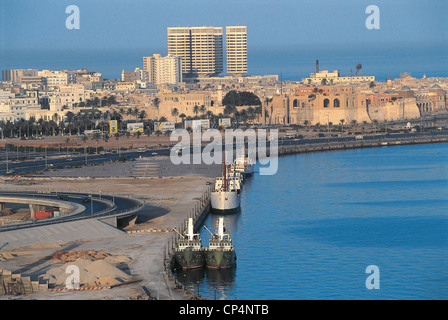 TRIPOLI Tripoli in Libia: VISTA DALLA CITTA' E IL PORTO Foto Stock