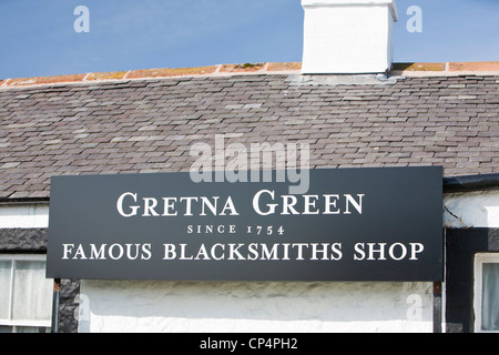 La famosa in tutto il mondo Fabbri shop in Gretna Green, Scotland, Regno Unito. Foto Stock