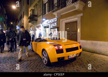 Lazio - Roma Via della Croce Foto Stock