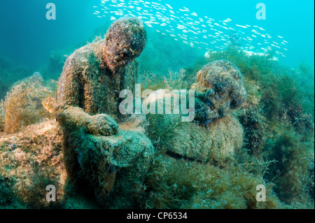 Gruppo di scultura Vladimir Lenin e Karl Marx per primo nel mondo museo subacqueo leader dell' Alley o Atlantis sovietica Foto Stock