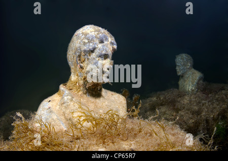 Sergei Alexandrovich Yesenin scultura per primo nel mondo museo subacqueo leader dell' Alley o Atlantis sovietica Foto Stock