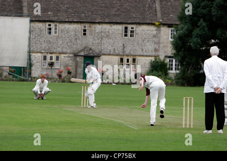 Biddestone v Gloucester City Wignet, Biddestone Cricket Club, seppie Lane, Biddestone. Foto Stock