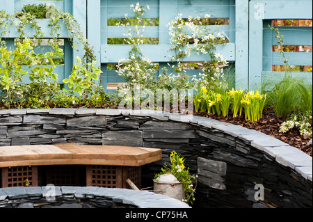 "Rigenerazione" mostra giardino alla 2012 RHS mostrano Cardiff Foto Stock