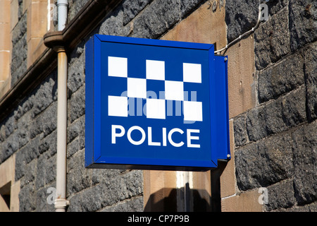 Segno di una stazione di polizia al di fuori di un strathclyde stazione di polizia in Scozia Oban Regno Unito Foto Stock