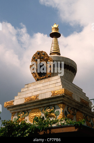 India; Himachal Pradesh Dharamsala, McLeod Ganj, Gangchen Kyishong, chorten, Foto Stock