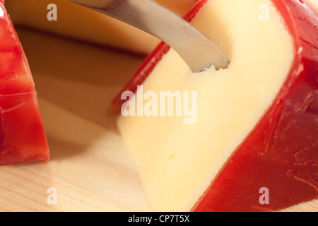 Rotondi coperti olandese in cera rossa con protezione lama Foto Stock