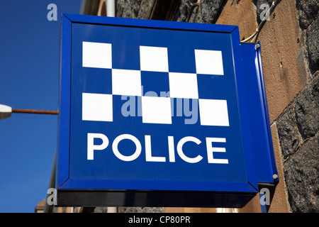 Segno di una stazione di polizia al di fuori di un strathclyde stazione di polizia in Scozia Oban Regno Unito Foto Stock