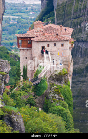 Monastero Roussanou, regione di Meteora, pianura della Tessaglia, Grecia Foto Stock