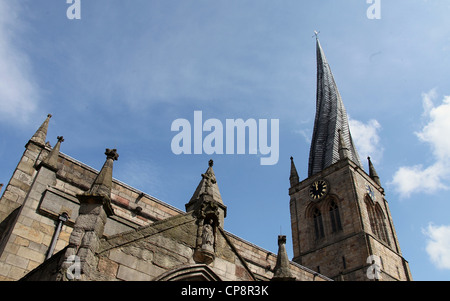 Chesterfield Chiesa Parrocchiale noto come la guglia storta Foto Stock