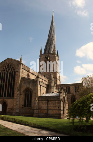 Chesterfield Chiesa Parrocchiale noto come la guglia storta Foto Stock