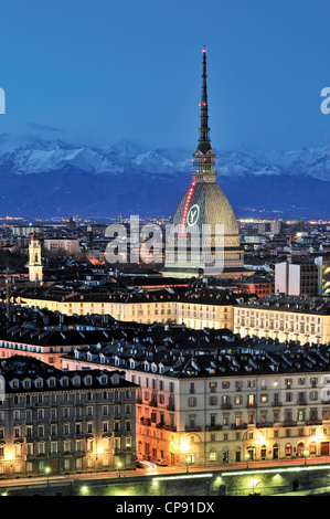 Europa Italia Piemonte Torino Panorama con Mole Antonelliana Foto Stock