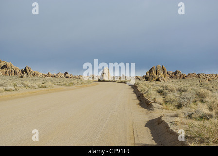 Principale strada jeep attraverso Alabama Hills, in California Foto Stock