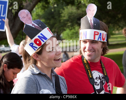 Aprile 26th, 2012: presidenziale repubblicano speranzoso Ron Paul parla al LBJ Library dell'Università del Texas ad Austin campus Foto Stock