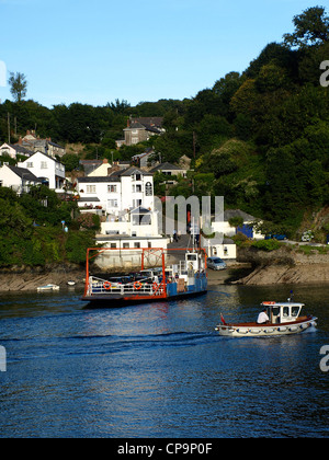 Il traghetto sul Fiume Fowey, Cornwall, Inghilterra Foto Stock