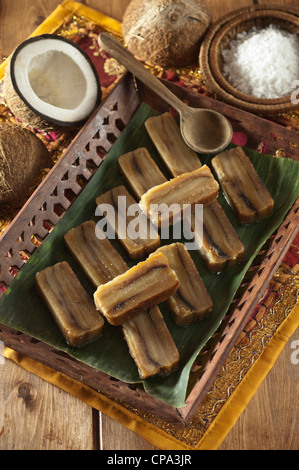 Bebinca tradizionale dessert a strati di Goa in India Foto Stock