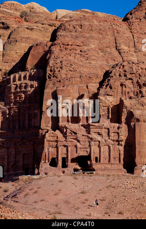 Le rovine della tomba corinzio in Petra, Giordania Foto Stock