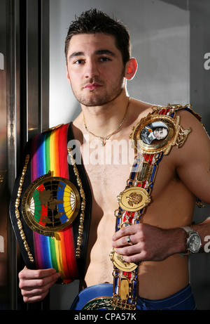 Nathan sapientemente (sopportato il 17 febbraio 1987) è un Welsh boxer professionale e la corrente WBO Pesi Mediomassimi campione del mondo. Foto Stock