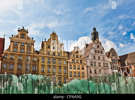 La piazza del mercato con la fontana. Wroclaw, Polonia Foto Stock