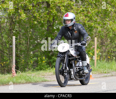 Moto d'epoca Norton Mod. 20 dal 1932 sul display al Grand Prix in Mutschellen, SUI on April 29, 2012 Foto Stock