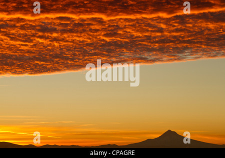 Alba cielo di Mt. Cappa, Oregon Foto Stock