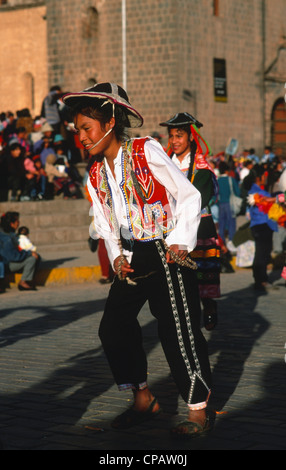 Il Perù, Cuzco, Fiesta Virgen del Carmen festival, persone Foto Stock