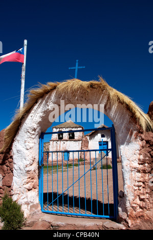 Machuca (2004) chiesa vicino a San Pedro de Atacama Altiplano Cile Foto Stock