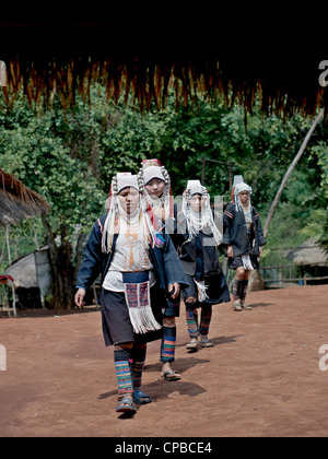 Akha collina tribù abitanti del nord della Thailandia. Provincia di Chiang mai. Rural Thailand People S.E. Asia. Tribù Hill Foto Stock