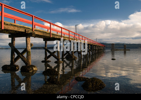 Fernwood Pier molla di sale isola della Columbia britannica in Canada Foto Stock