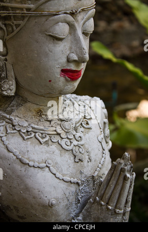 Thepha tempio thailandese statue, Wat Phra Singh Chiangmai Foto Stock