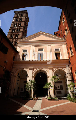 Italia, Roma, chiesa di San Silvestro in capita Foto Stock