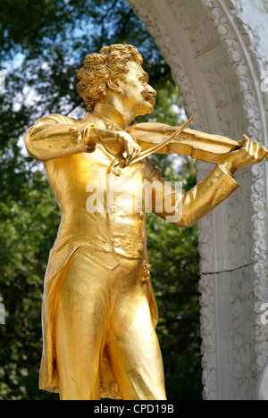 Johann Strauss statua a Stadtpark, Vienna, Austria, Europa Foto Stock