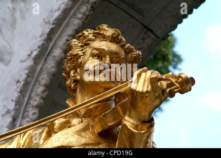 Johann Strauss statua a Stadtpark, Vienna, Austria, Europa Foto Stock