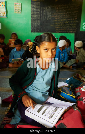 La scuola primaria, Mysore, Karnataka, India, Asia Foto Stock