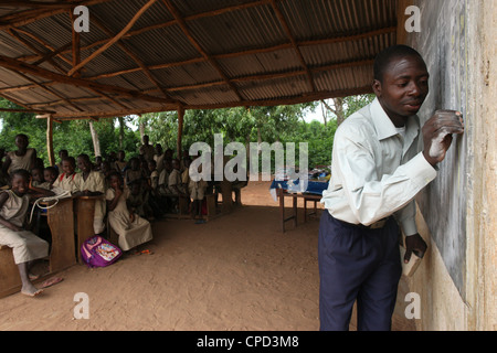 La scuola primaria in Africa, Hevie, Benin, Africa occidentale, Africa Foto Stock