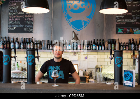 Brew dog Bar Camden Londra Inghilterra REGNO UNITO Foto Stock