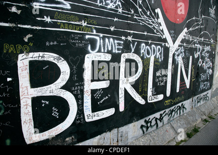 La East Side Gallery, il Museo del Muro di Berlino, Berlino, Germania, Europa Foto Stock