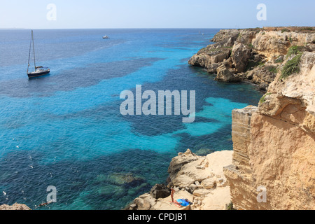 Cliff, Favignana, Sicilia, Italia, Mediterraneo, Europa Foto Stock