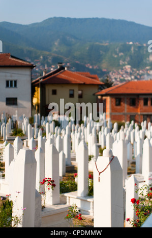 Kovaci Cimitero di Guerra, Sarajevo, Bosnia ed Erzegovina, Europa Foto Stock