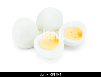 Uova sode isolato su bianco Foto Stock