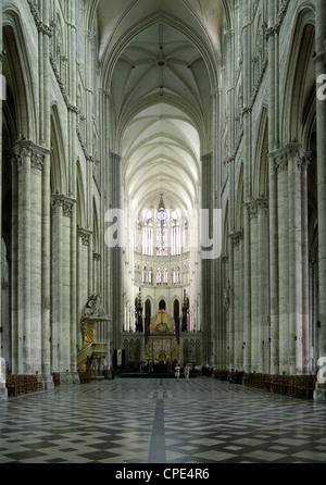 Interno, la cattedrale di Notre Dame, Sito Patrimonio Mondiale dell'UNESCO, Amiens, Piccardia, Francia, Europa Foto Stock